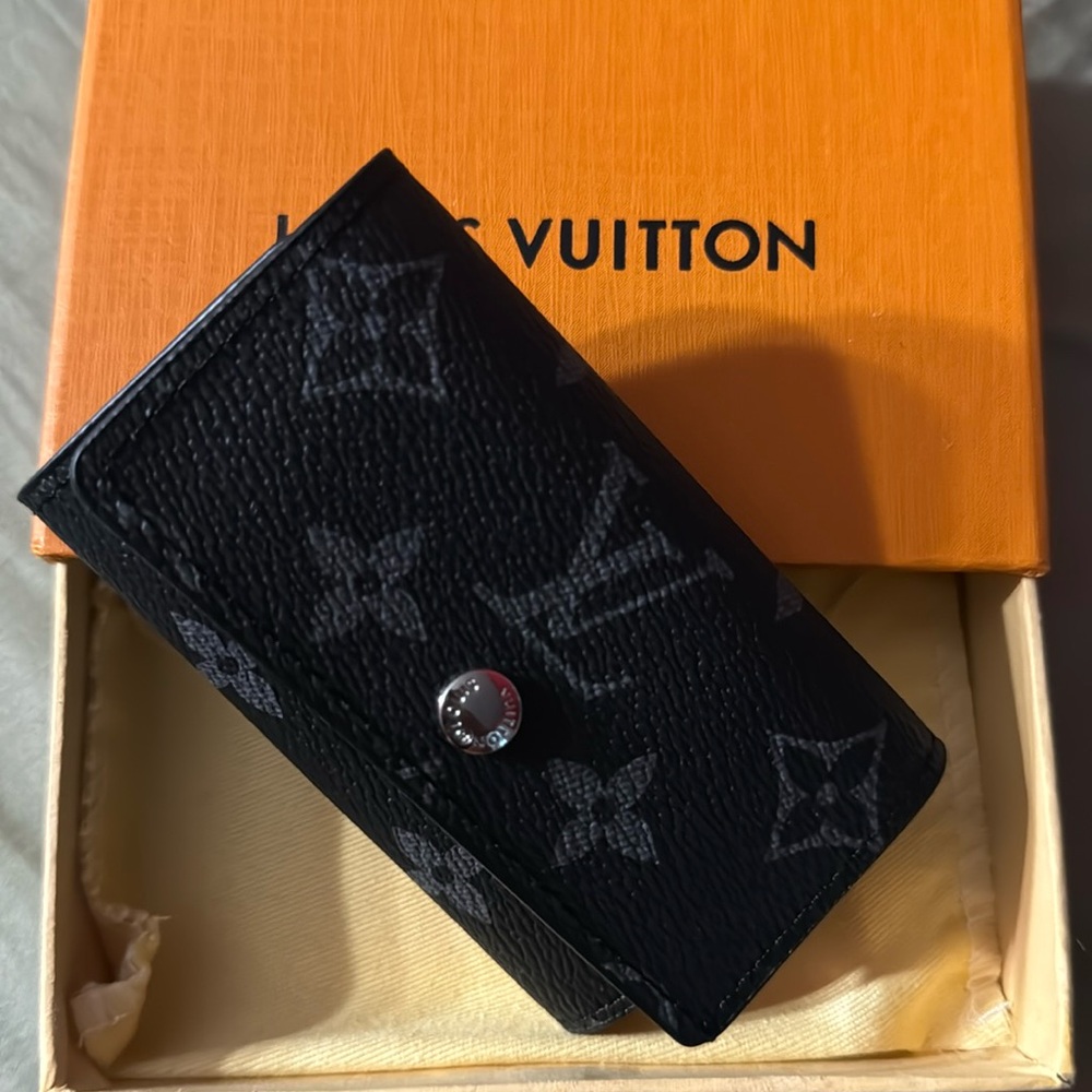 Louis Vitton Key fob